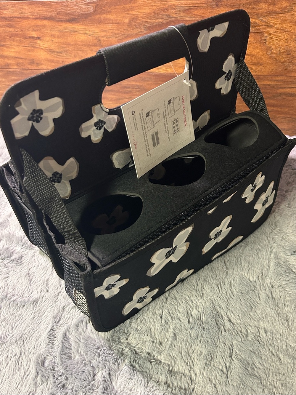 Thirty-One Grab & Go Caddy “Scattered Flowers” NWT